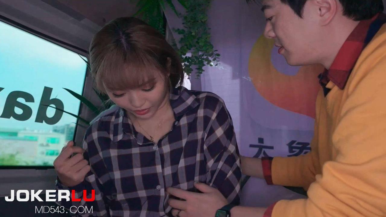 挖掘纯情女大生  大象传媒