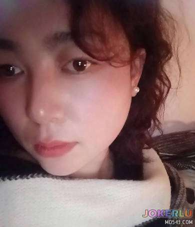 去超市买酒结果捡了一个醉酒熟女立马开房开操